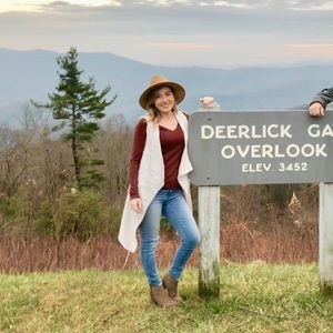 Meet your Posher, Jessica